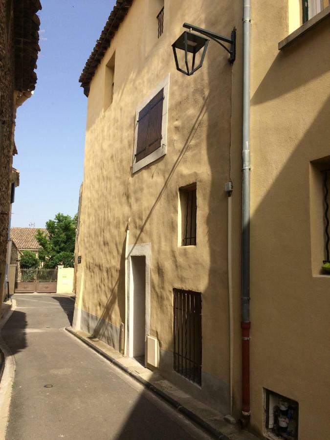 Апартаменты Le Calme Et La Tranquilite A 15 Minutes D'Avignon Caumont-sur-Durance Экстерьер фото